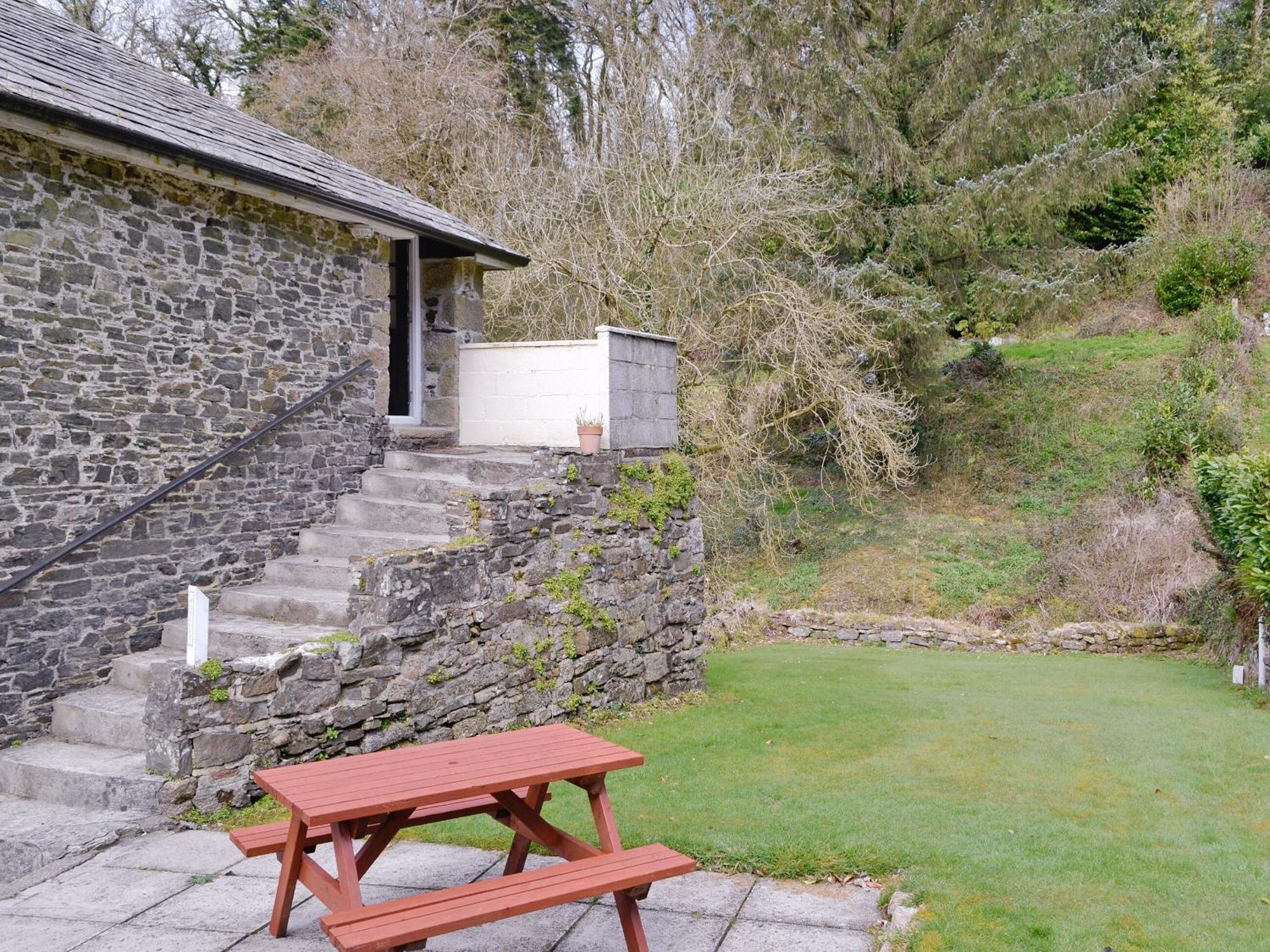 Rosecraddoc Manor - Hayloft Villa Saint Cleer Bagian luar foto